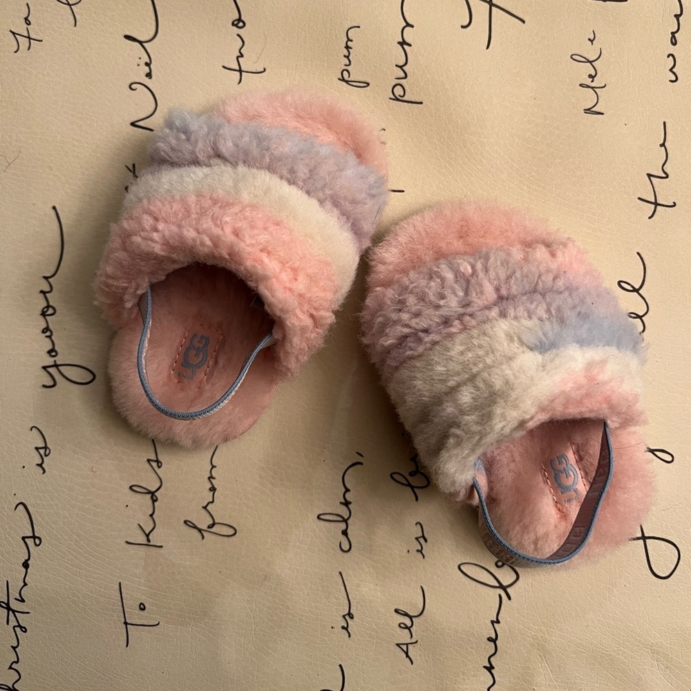 Ugg Fluff Yeah Slide Baby NWOT